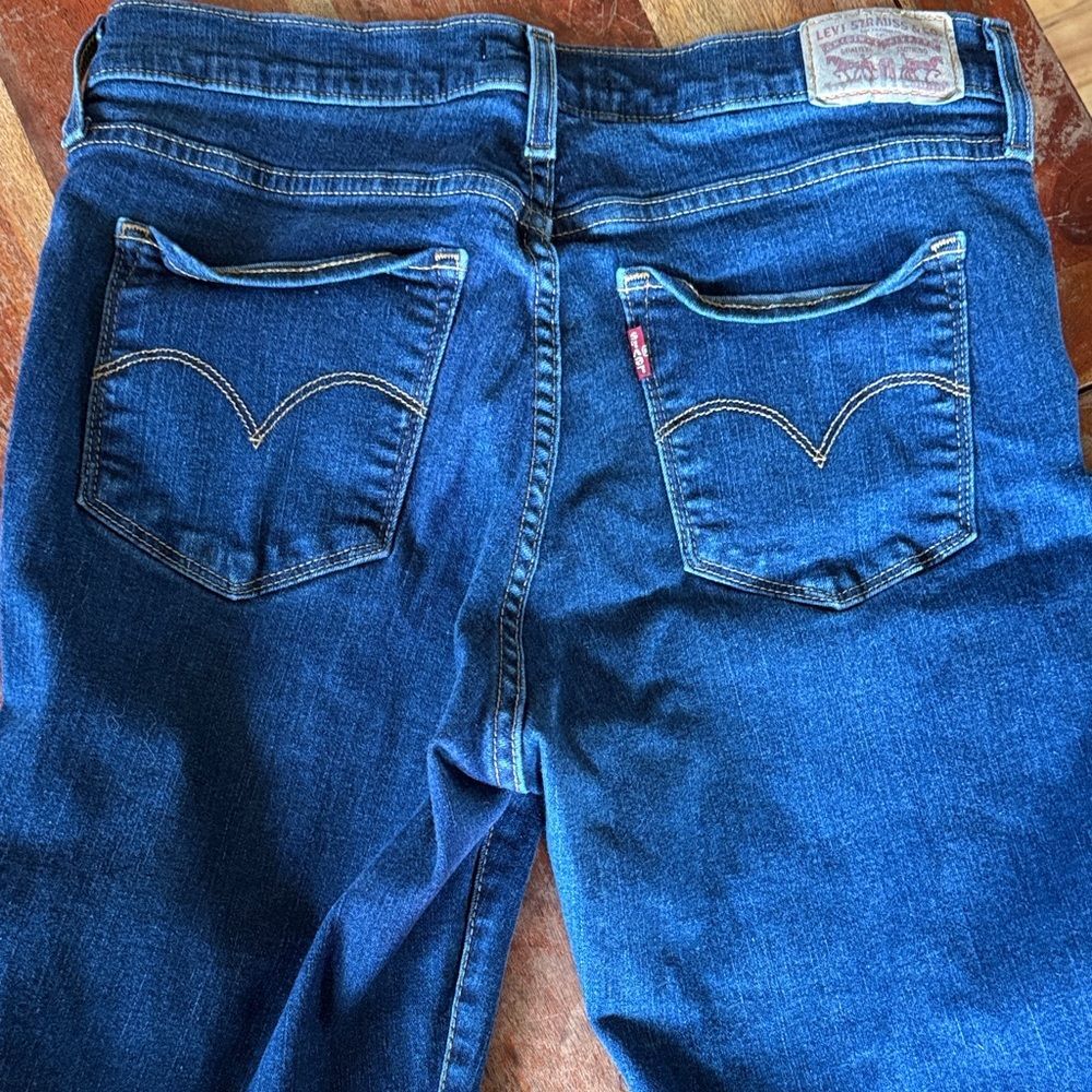 Levi’s 720 High Rise Super Skinny Blue Women's Jeans - Picture 3 of 8